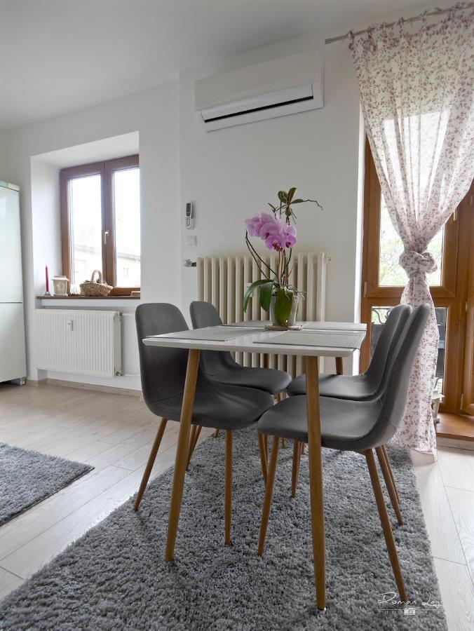 Emily Apartment Kassa Kültér fotó